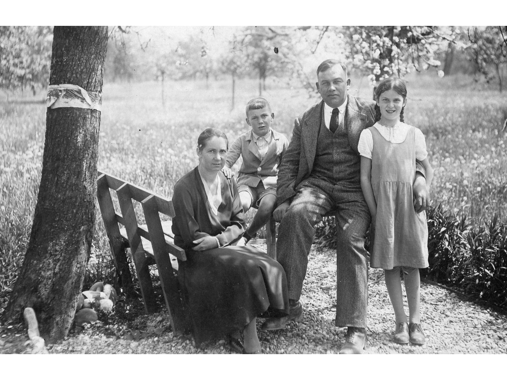 Elise, Walter, Ludwig und Elisabeth Herrmann