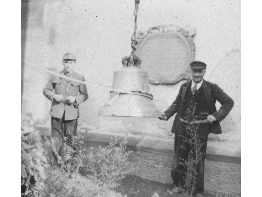 Die Schnegg-Glocke ist zuriück 1948
32