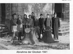 Glockenabnahme ev. Kirche Wyhlen1941
GlockenAbnahme1941