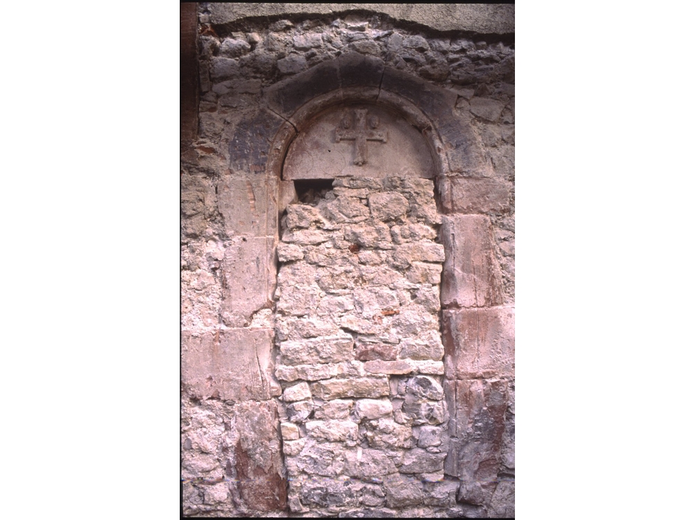 Die letzte umfassende Restaurierung der Kirche erfolgte 1997/1998. Dabei wurde im Langhaus der südliche Teil der Empore abgebaut und die restliche Empore zur Orgelempore umgenutzt. Der gesamte Kirchenraum erhielt einen gediegenen Sandsteinboden und ein neues Gestühl.
23