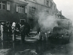 Brand eines Tanklasters mit Heizöl 1965/66" caption="Metzgerei Willis gegenüber heutiger Volksbank