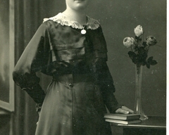 Elise Löffler-Grether ca 1920