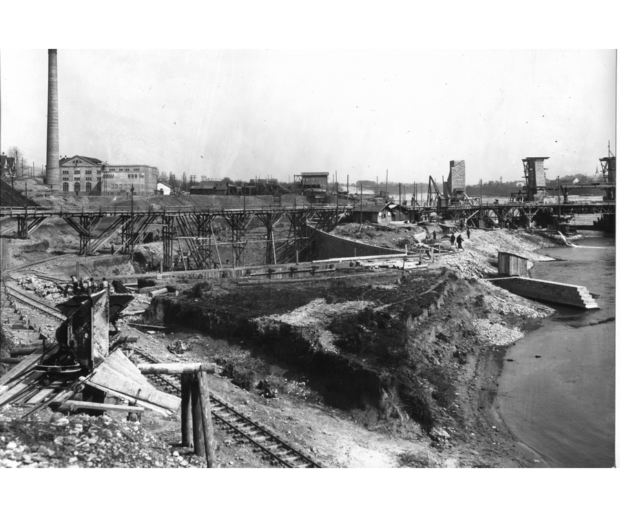 Kraftwerkbau um 1910, links Kohlekraftwerk
Richter_009