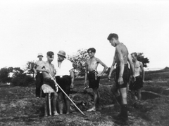 1944, Grenzacher Hitlerjugen im Einsatz in Frankreich, beim Bau von Panzergräben
Brender_035