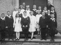 Kommunion mit Pfarrer Hugo Lang 1935
Bauckner_007