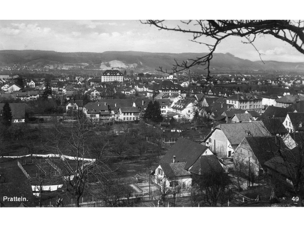 Blick auf den Solvay-Steinbruch von Pratteln aus.
Bauckner_011