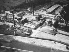 SolvayFabrik_um1900