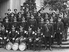 Feuerwehr Spielmannszug  30er Jahre
Glump Gottlieb, Lauber Theodor, Schlageter Wilhelm, Retz Sepp, Trümb Georg, Schmidt Eugen Neuschütz Karl,?, ?,?
Bild28