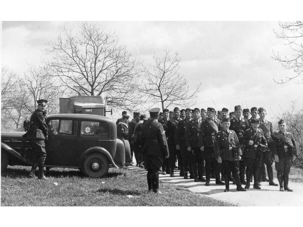 RK Wyhlen auf dem Rührberg; Übung, Eugen Rhein vorne
Rhein_032