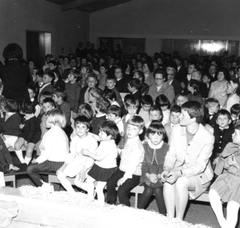 Kindergarten in der Jurastrasse, Wyhlen 1965
Winter_Frau_006